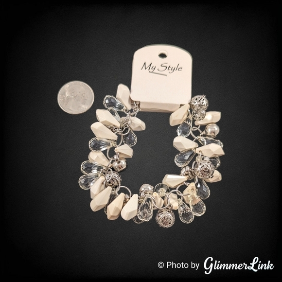 My Style White & Clear Briolette Cluster Beaded Bracelet - Picture 4 of 9